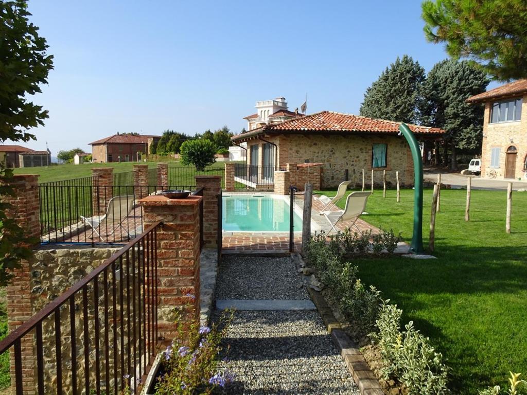 Azienda Agricola Garoglio Davide Alfiano Natta Exterior photo